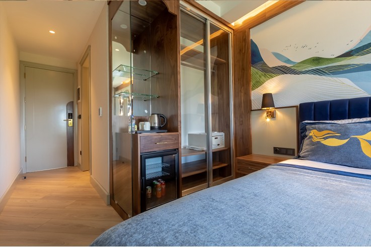 Ege’de huzurlu tatil için modern ve şık otel odası – Urla butik otel önerisi