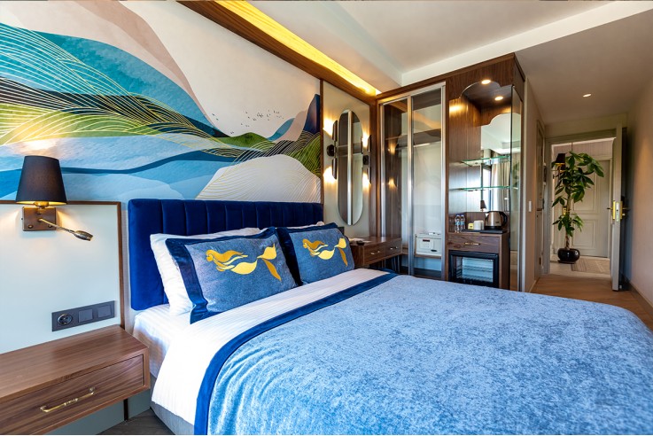 Urla butik otel odası – denize sıfır konumda, konforlu ve şık tasarım